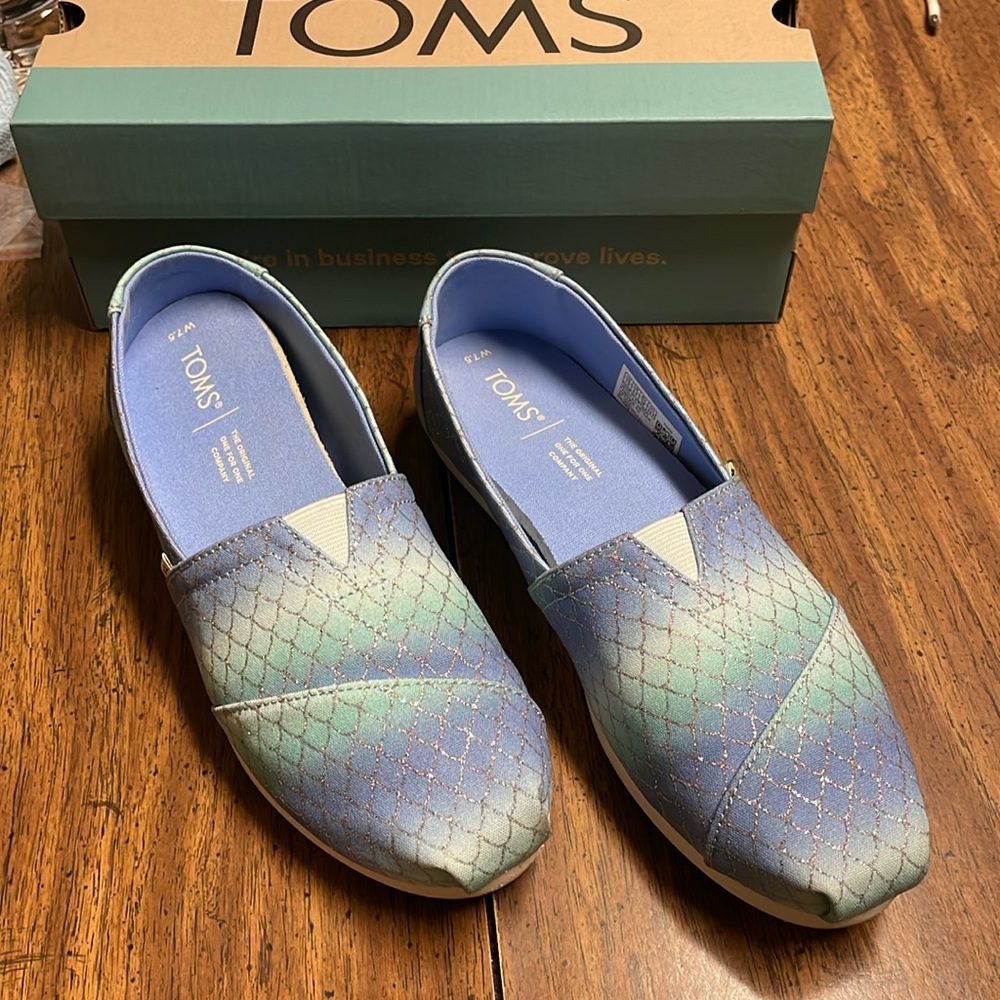 TOMS Alpargata Multi iridescent mermaid scales 7.5